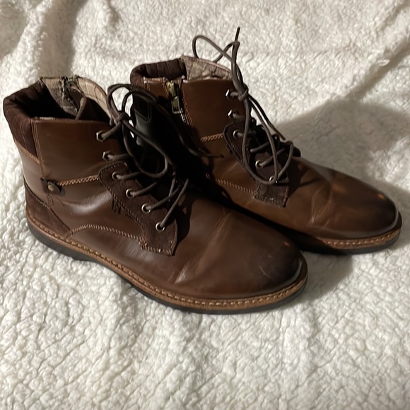 Robert David size 8.5 leather suede boots main image 7
